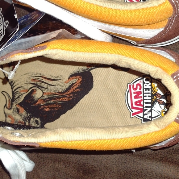 Tony Trujillo Anti hero SG two tone vans shoes new in box - Picture 5 of 11